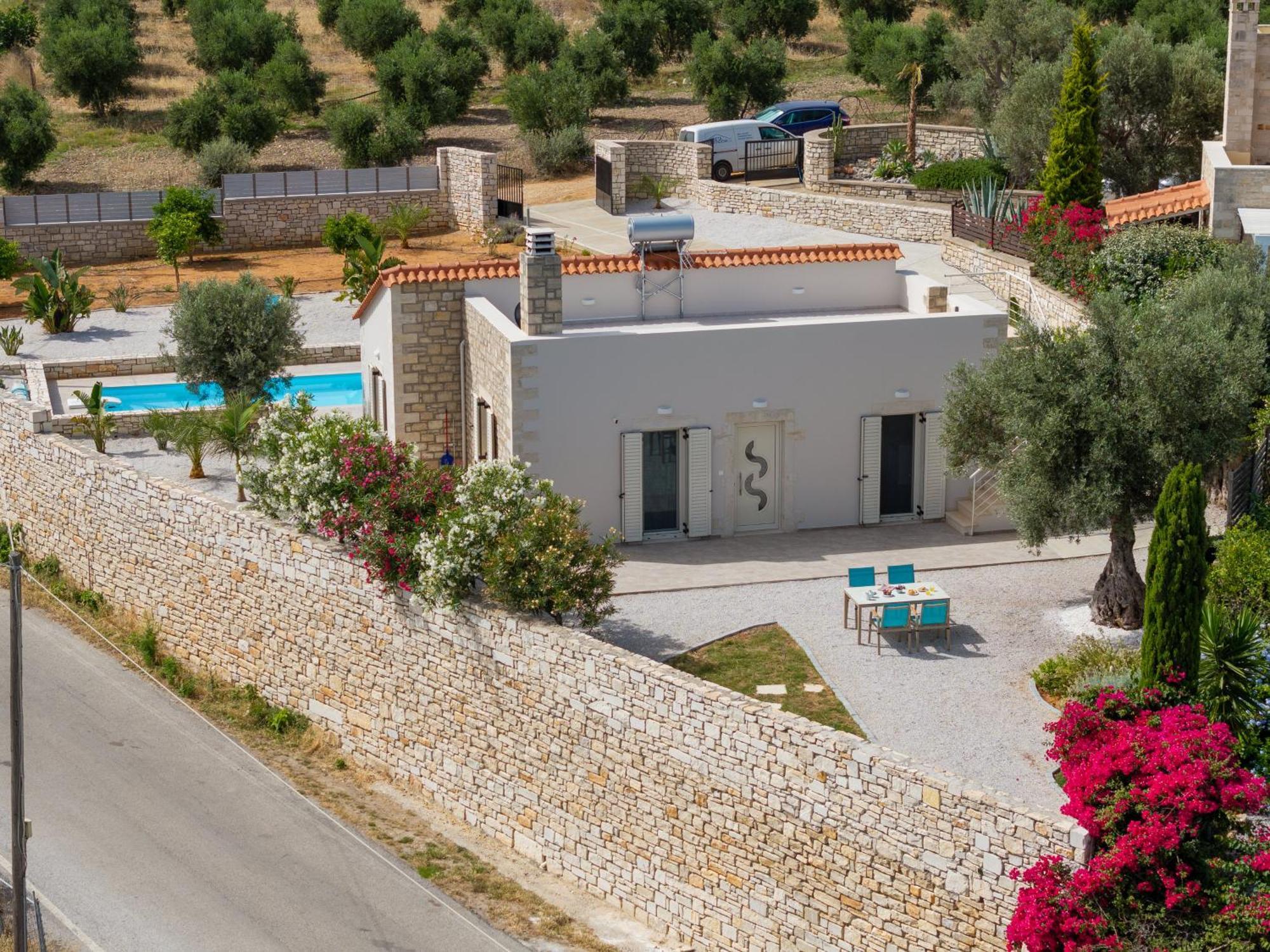 Villa Vasiliki Private Pool Erfoi Екстериор снимка